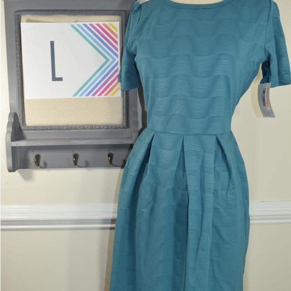 LuLaRoe Amelia - Elegant Teal Dress